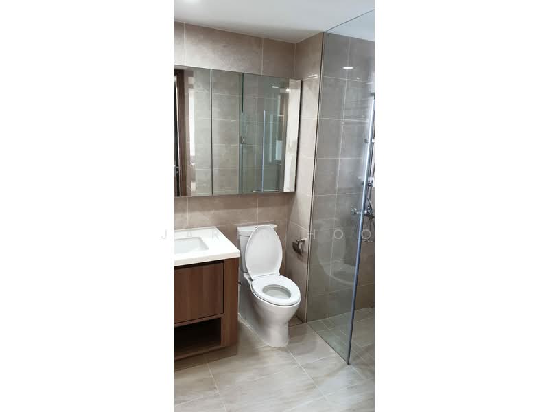 Kingsford Waterbay, 68 Upper Serangoon View, 3 Bedrooms, 883 sqft, Condominium For Rent, by Jaren Hoo, 500138615 - Bathroom - PropertyGuru.com.sg