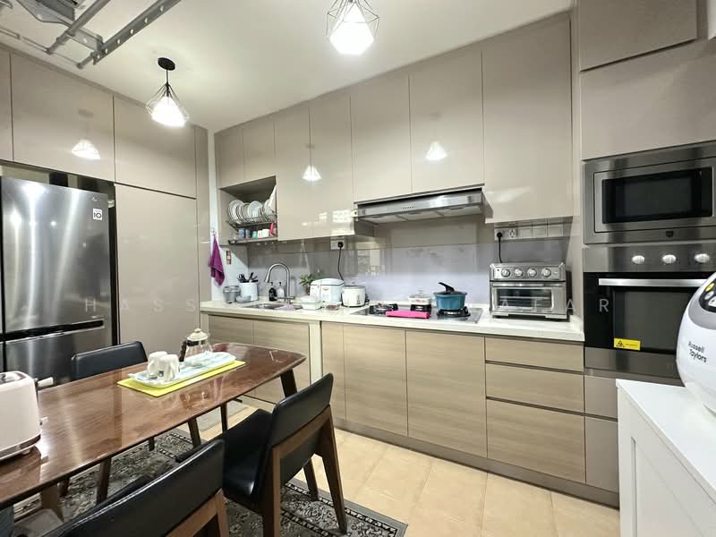 154 Rivervale Crescent, 154 Rivervale Crescent, 3 Bedrooms, 968 sqft, HDB Flat For Sale, by Hassan Bin Jaafar, 500138616 - Kitchen - PropertyGuru.com.sg