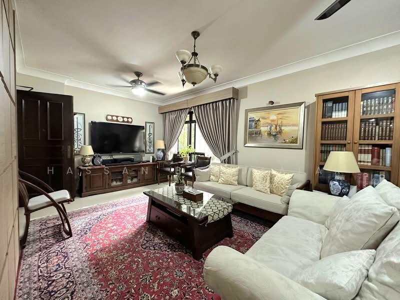 154 Rivervale Crescent, 154 Rivervale Crescent, 3 Bedrooms, 968 sqft, HDB Flat For Sale, by Hassan Bin Jaafar, 500138616 - Living Room - PropertyGuru.com.sg