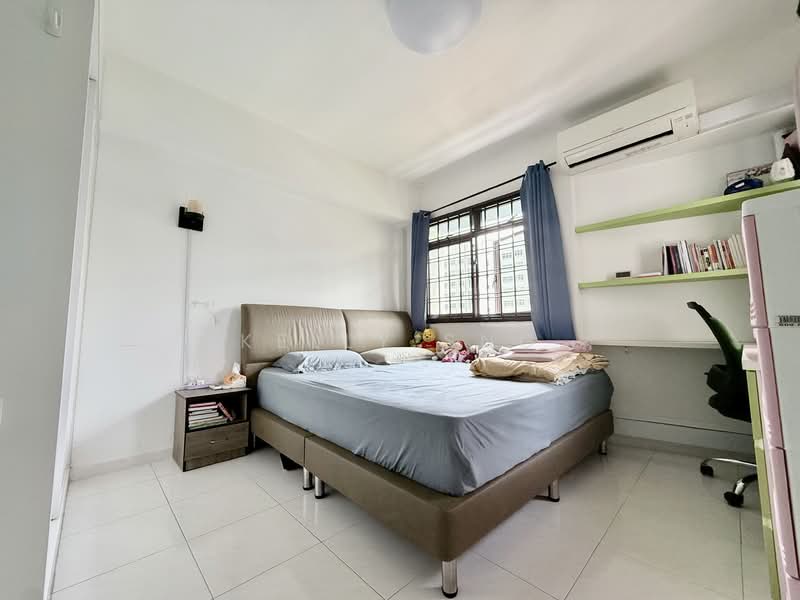 324A Sengkang East Way, 324A Sengkang East Way, 3 Bedrooms, 915 sqft, HDB Flat For Sale, by Kelly Sng, 500138620 - Bedroom - PropertyGuru.com.sg