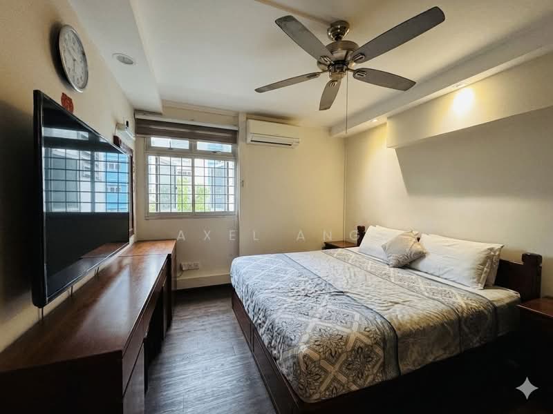 816 Woodlands Street 82, 816 Woodlands Street 82, 6 Bedrooms, 1,905 sqft, HDB Flat For Sale, by Axel Ang, 500138637 - Bedroom - PropertyGuru.com.sg