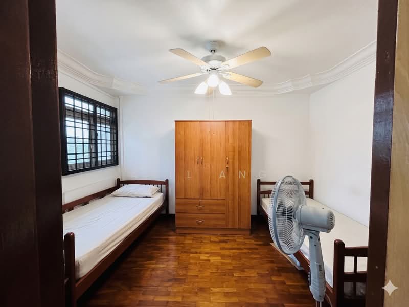 816 Woodlands Street 82, 816 Woodlands Street 82, 6 Bedrooms, 1,905 sqft, HDB Flat For Sale, by Axel Ang, 500138637 - Bedroom - PropertyGuru.com.sg