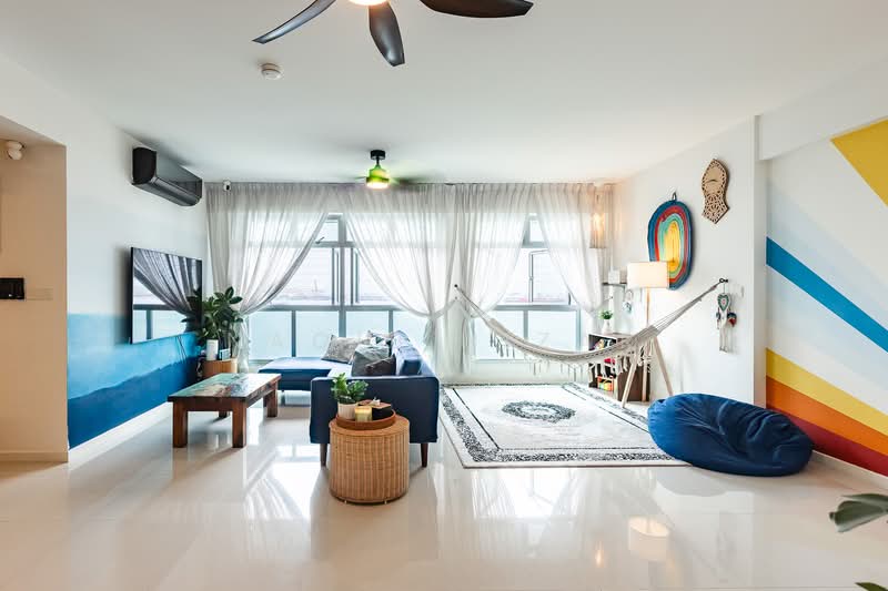 422B Northshore Dr, 422B Northshore Dr, 3 Bedrooms, 1,216 sqft, HDB Flat For Sale, by Naqib Nizar, 500138645 - Living Room - PropertyGuru.com.sg