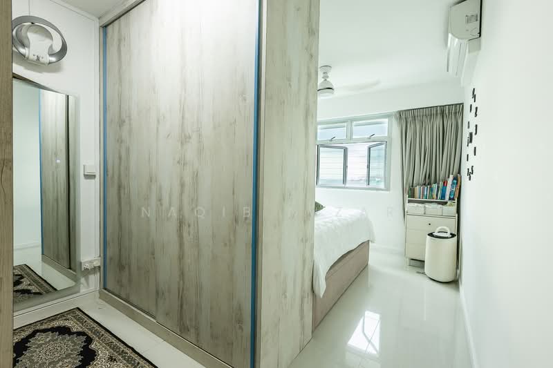 422B Northshore Dr, 422B Northshore Dr, 3 Bedrooms, 1,216 sqft, HDB Flat For Sale, by Naqib Nizar, 500138645 - Bedroom - PropertyGuru.com.sg