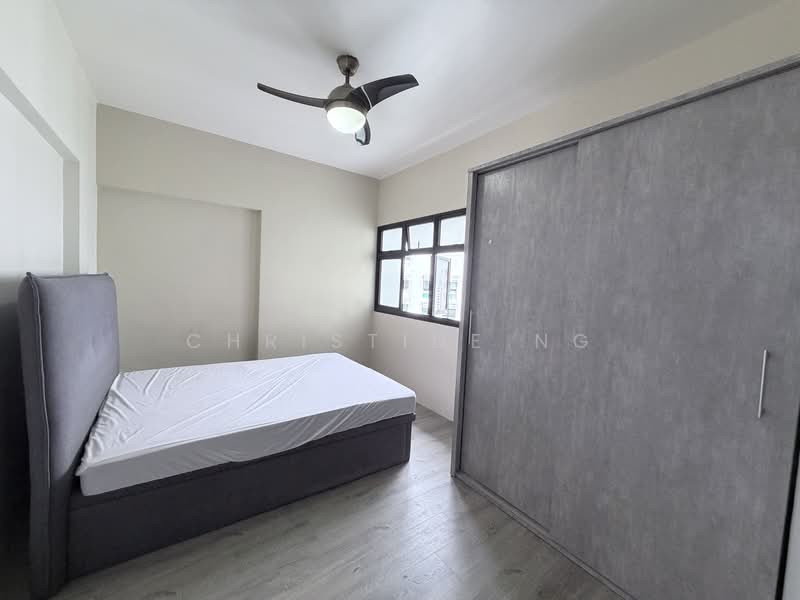 482 Admiralty Link, 482 Admiralty Link, 3 Bedrooms, 936 sqft, HDB Flat For Sale, by Christine Ng, 500138650 - Master Bedroom - PropertyGuru.com.sg