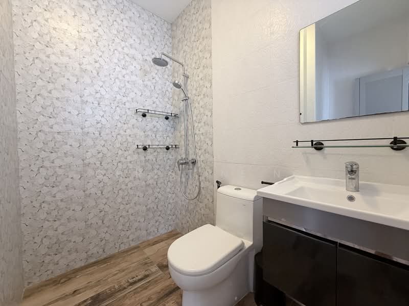 482 Admiralty Link, 482 Admiralty Link, 3 Bedrooms, 936 sqft, HDB Flat For Sale, by Christine Ng, 500138650 - Bathroom - PropertyGuru.com.sg