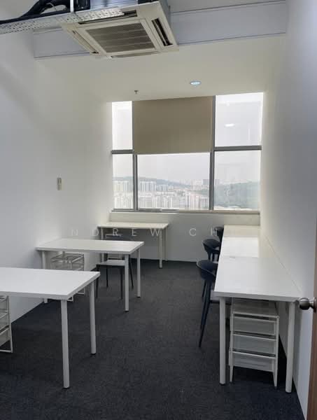 Wcega Tower, 21 Bukit Batok Crescent, 1,173 sqft, Light Industrial (B1) For Sale, by Andrew Chua, 500138652 - Study - CommercialGuru.com.sg