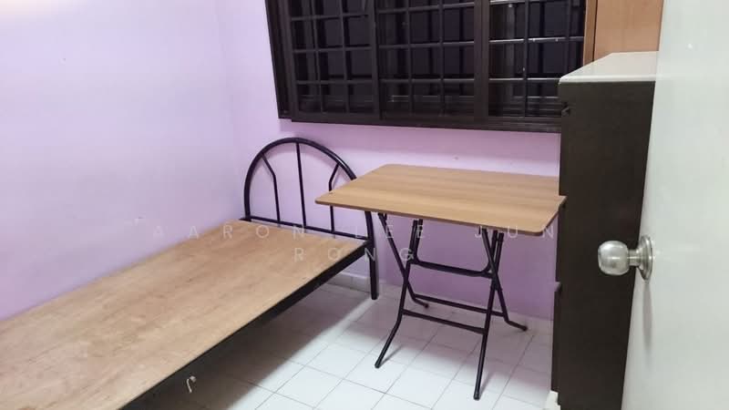 63 Kallang Bahru, 63 Kallang Bahru, 2 Bedrooms, 699 sqft, HDB Flat For Sale, by Aaron Lee Jun Rong, 500138655 - Bedroom - PropertyGuru.com.sg