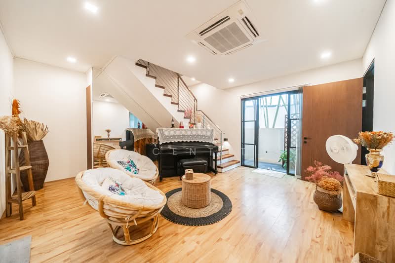 1A CHILTERN DRIVE, 1A CHILTERN DRIVE, 5 Bedrooms, 5,307 sqft, Cluster House For Sale, by Vincent Tay, 500138660 - PropertyGuru.com.sg
