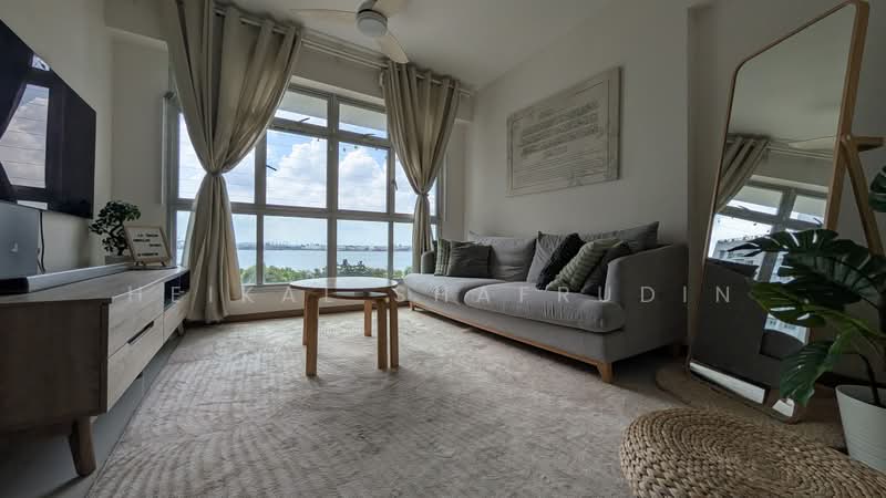 421B Northshore Drive, 421B Northshore Drive, 3 Bedrooms, 1,001 sqft, HDB Flat For Sale, by Heikal Shafrudin, 500138661 - Living Room - PropertyGuru.com.sg