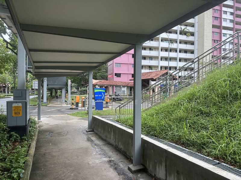 Chip Thye Garden, Yio Chu Kang Gardens, 5 Bedrooms, 2,500 sqft, Terraced House For Rent, by Alfred Chee 徐仲宏, 500138670 - Sheltered Walkway to Lentor MRT Exit 4 - PropertyGuru.com.sg