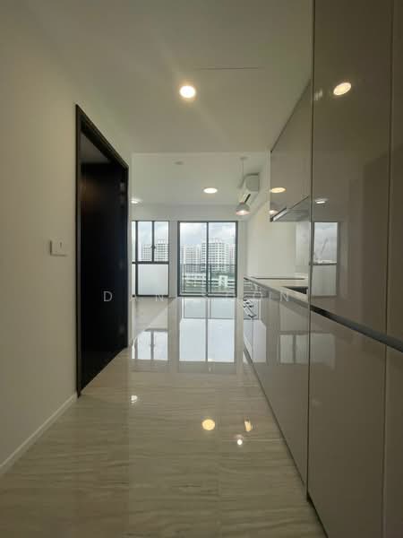 Parc Esta, 912 Sims Avenue, Studio, 420 sqft, Condominium For Sale, by Dan Soon, 500138671 - Corridor - PropertyGuru.com.sg