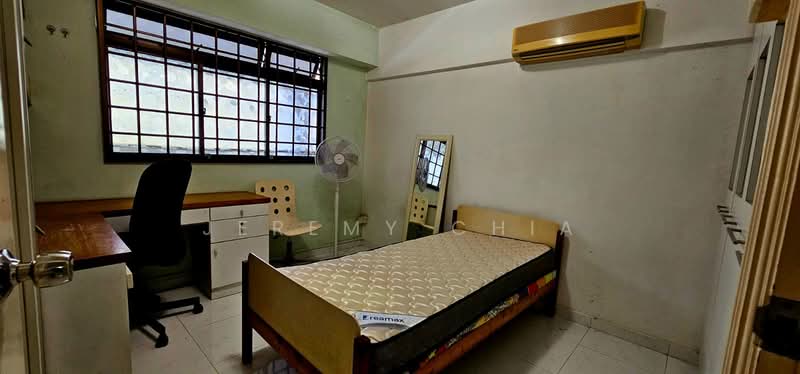 635 Yishun Street 61, 635 Yishun Street 61, 3 Bedrooms, 903 sqft, HDB Flat For Sale, by Jeremy Chia, 500138682 - Bedroom - PropertyGuru.com.sg