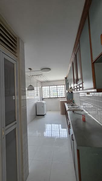 635 Yishun Street 61, 635 Yishun Street 61, 3 Bedrooms, 903 sqft, HDB Flat For Sale, by Jeremy Chia, 500138682 - Kitchen - PropertyGuru.com.sg