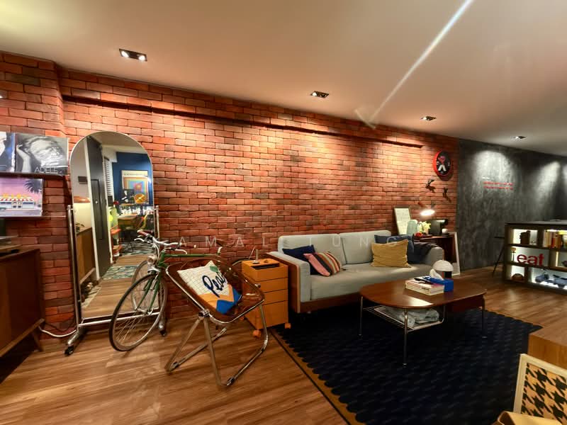 93 Geylang Bahru, 93 Geylang Bahru, 2 Bedrooms, 731 sqft, HDB Flat For Sale, by Kamal Tung, 500138683 - Living Room - PropertyGuru.com.sg