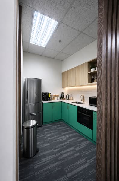 Cheap! Tai Seng, Huge Floor Plate Commercial Office Near MRT, , 9,000 sqft, Light Industrial (B1) For Rent, by Esther Cai, 500138684 - Kitchen - CommercialGuru.com.sg