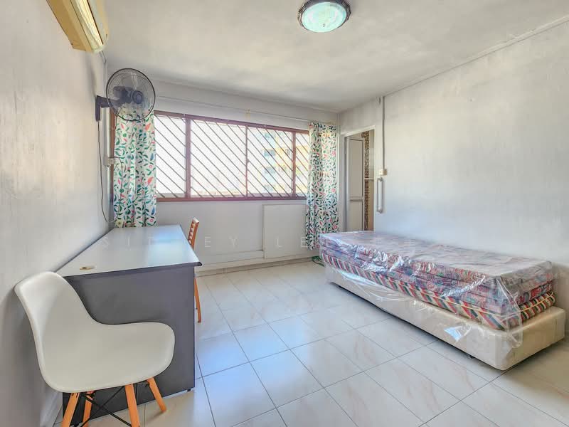 185 Bishan Street 13, 185 Bishan Street 13, 3 Bedrooms, 914 sqft, HDB Flat For Sale, by Sidney Lee 李美秀, 500138685 - Bedroom - PropertyGuru.com.sg