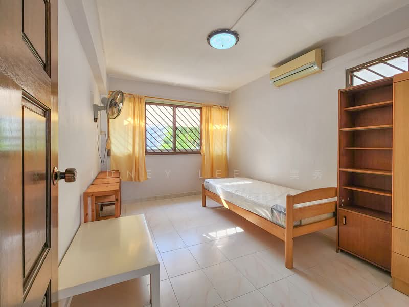 185 Bishan Street 13, 185 Bishan Street 13, 3 Bedrooms, 914 sqft, HDB Flat For Sale, by Sidney Lee 李美秀, 500138685 - Bedroom - PropertyGuru.com.sg