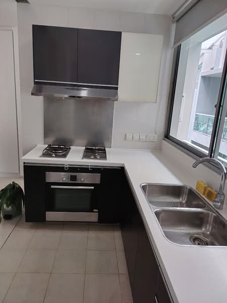 Botannia, 27 West Coast Park, 3 Bedrooms, 1,305 sqft, Condominium For Rent, by B.L. Tan, 500138690 - Kitchen - PropertyGuru.com.sg