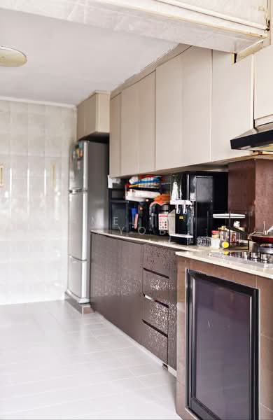 6 Bedok South Avenue 2, 6 Bedok South Avenue 2, 3 Bedrooms, 882 sqft, HDB Flat For Sale, by Amelina Ayob, 500138706 - Kitchen - PropertyGuru.com.sg