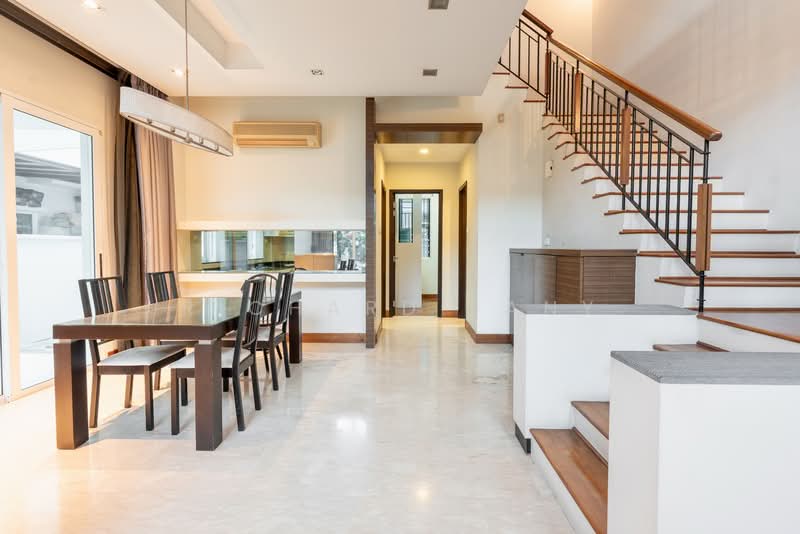 The Springside, 20 Springside Walk, 5 Bedrooms, 3,348 sqft, Corner Terrace For Sale, by Richard Jany, 500138715 - Dining Room - PropertyGuru.com.sg