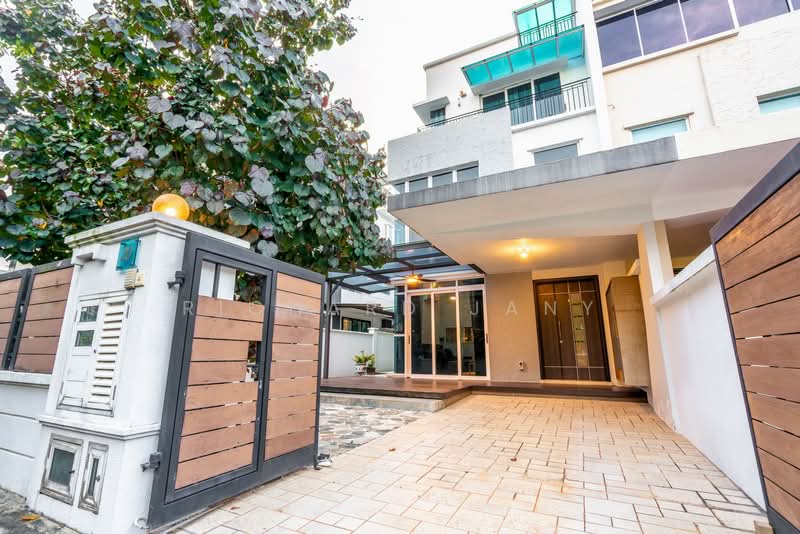 The Springside, 20 Springside Walk, 5 Bedrooms, 3,348 sqft, Corner Terrace For Sale, by Richard Jany, 500138715 - Exterior - PropertyGuru.com.sg