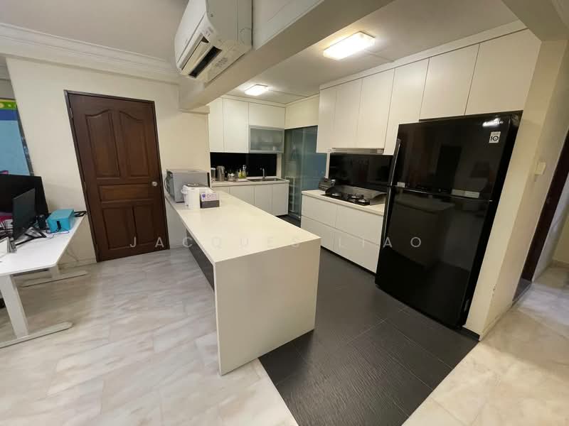 290C Bukit Batok East Avenue 3, 290C Bukit Batok East Avenue 3, 3 Bedrooms, 1,518 sqft, HDB Flat For Sale, by Jacques Liao, 500138722 - Kitchen - PropertyGuru.com.sg