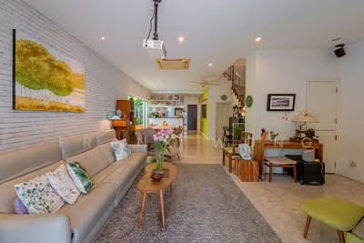 For Sale - C.H.E.A.P. Well Kept. Move in Corner Terrace. Near Future MRT.