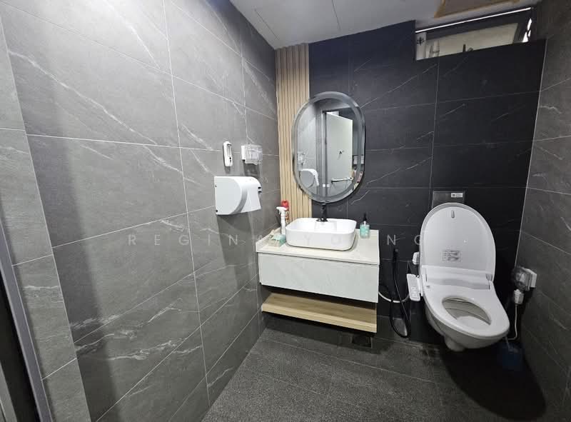 Victory Centre, 110 Lorong 23 Geylang, 1,894 sqft, Light Industrial (B1) For Rent, by Regina Young, 500138733 - Bathroom - CommercialGuru.com.sg