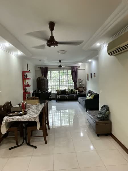 Melville Park, 26 Simei Street 1, 2 Bedrooms, 958 sqft, Condominium For Rent, by Phani Kumar Anne, 500138745 - Living Room - PropertyGuru.com.sg