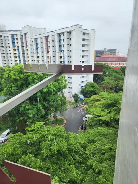 518 Jurong West Street 52, 518 Jurong West Street 52, 2 Bedrooms, 796 sqft, HDB Flat For Sale, by Jeannie Anastasia Koe 高晶晶, 500138755 - Exterior - PropertyGuru.com.sg