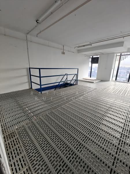 Novelty Techpoint, 27 New Industrial Road, 2,788 sqft, Light Industrial (B1) For Rent, by Raith Ang Rui Yuan, 500138771 - Interior - CommercialGuru.com.sg