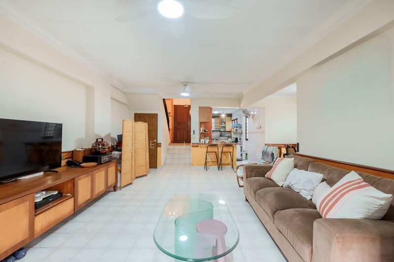 111 Hougang Avenue 1, 111 Hougang Avenue 1, 3 Bedrooms, 1,432 sqft, HDB Flat For Sale, by Angeline Tan (陈慧恩), 500138777 - Living Room - PropertyGuru.com.sg