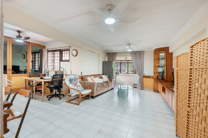 111 Hougang Avenue 1, 111 Hougang Avenue 1, 3 Bedrooms, 1,432 sqft, HDB Flat For Sale, by Angeline Tan (陈慧恩), 500138777 - Living Room - PropertyGuru.com.sg