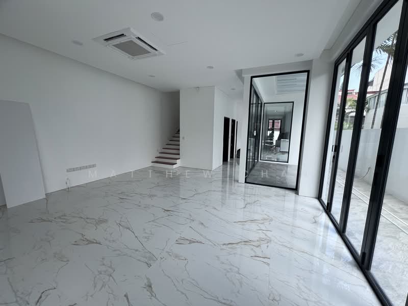West coast road, , 4 Bedrooms, 5,058 sqft, Corner Terrace For Rent, by Matthew Chan, 500138780 - Interior - PropertyGuru.com.sg