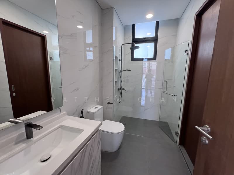West coast road, , 4 Bedrooms, 5,058 sqft, Corner Terrace For Rent, by Matthew Chan, 500138780 - Bathroom - PropertyGuru.com.sg