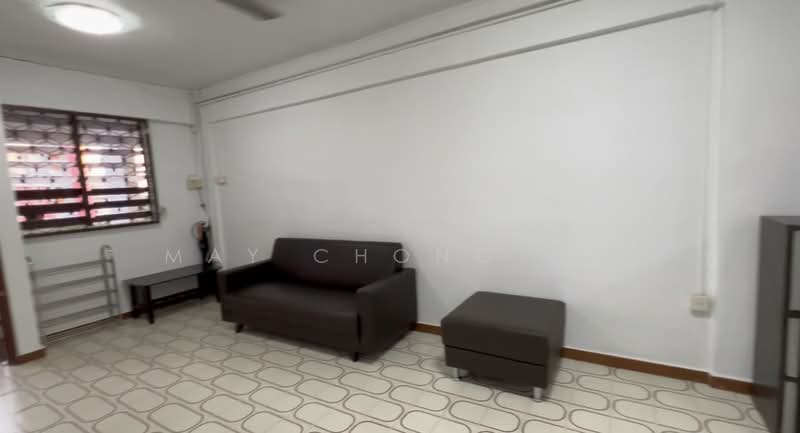 345 Clementi Avenue 5, 345 Clementi Avenue 5, 2 Bedrooms, 721 sqft, HDB Flat For Sale, by May Chong 張雲, 500138782 - Living Room - PropertyGuru.com.sg