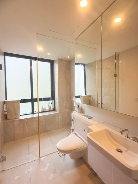 d'Leedon (Former Farrer Court), 13 Leedon Heights, 3 Bedrooms, 1,507 sqft, Condominium For Sale, by Lee Gin Leong, 500138788 - Bathroom - PropertyGuru.com.sg