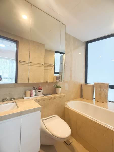d'Leedon (Former Farrer Court), 13 Leedon Heights, 3 Bedrooms, 1,507 sqft, Condominium For Sale, by Lee Gin Leong, 500138788 - Bathroom - PropertyGuru.com.sg