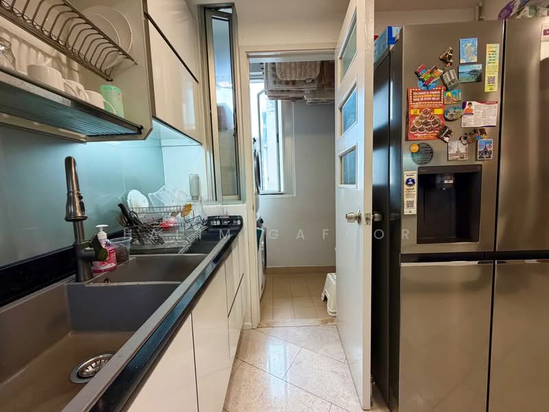 Kerrisdale, 36 Sturdee Road, 4 Bedrooms, 2,540 sqft, Condominium For Sale, by Halim Gafoor, 500138790 - Kitchen - PropertyGuru.com.sg