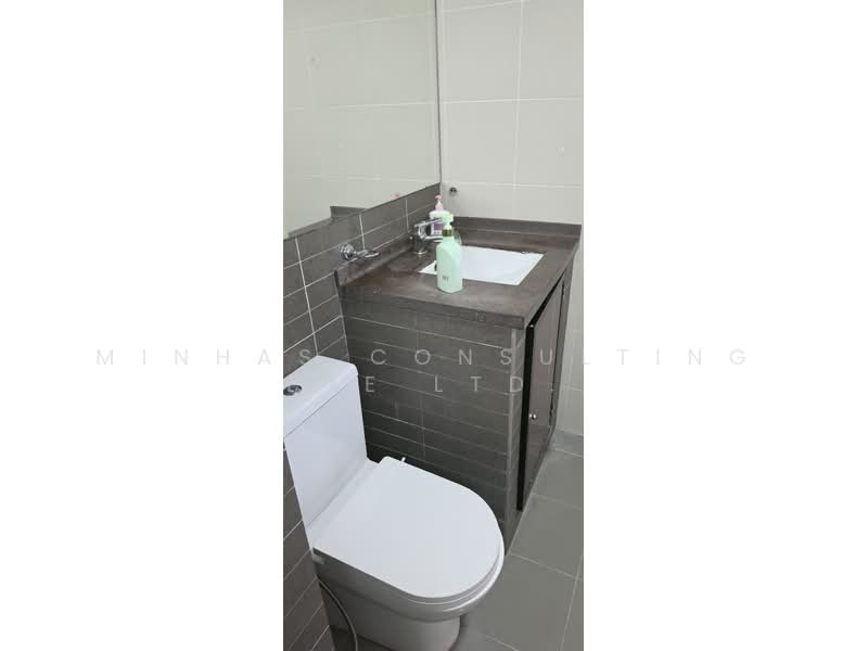 Melville Park, 12 Simei Street 1, Room Rental, 200 sqft, Apartment For Rent, by Peter, 500138793 - Bathroom - PropertyGuru.com.sg