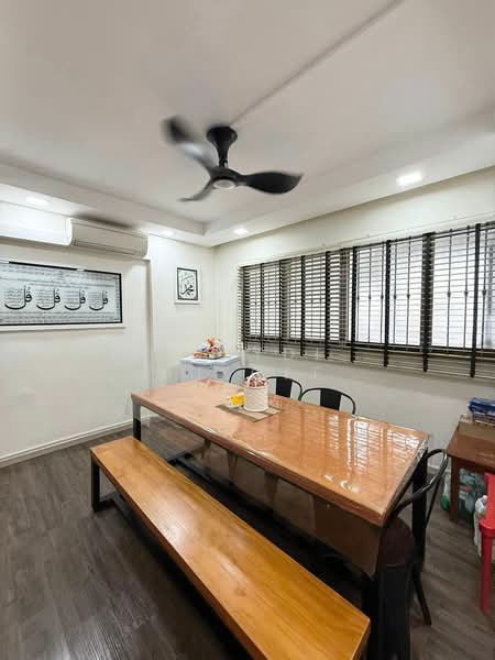 558 Jurong West Street 42, 558 Jurong West Street 42, 3 Bedrooms, 1,614 sqft, HDB Flat For Sale, by Rusydi Yusoff, 500138799 - Dining Room - PropertyGuru.com.sg
