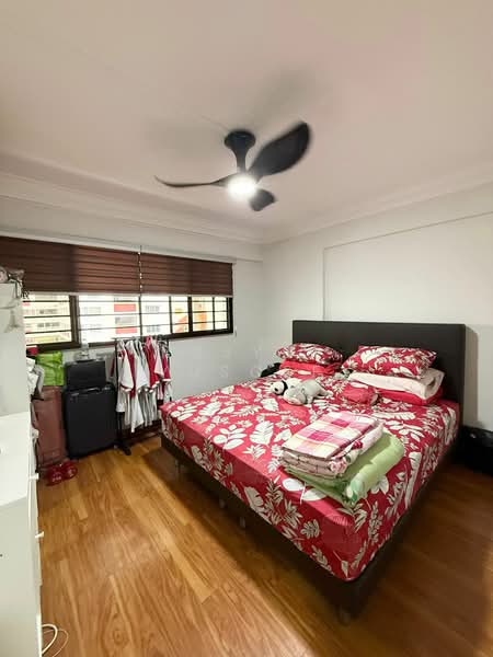 558 Jurong West Street 42, 558 Jurong West Street 42, 3 Bedrooms, 1,614 sqft, HDB Flat For Sale, by Rusydi Yusoff, 500138799 - Bedroom - PropertyGuru.com.sg