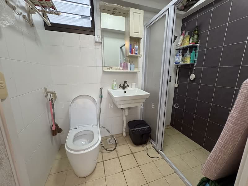 337B Tah Ching Road, 337B Tah Ching Road, 2 Bedrooms, 689 sqft, HDB Flat For Sale, by Joanne Zeng, 500138803 - PropertyGuru.com.sg