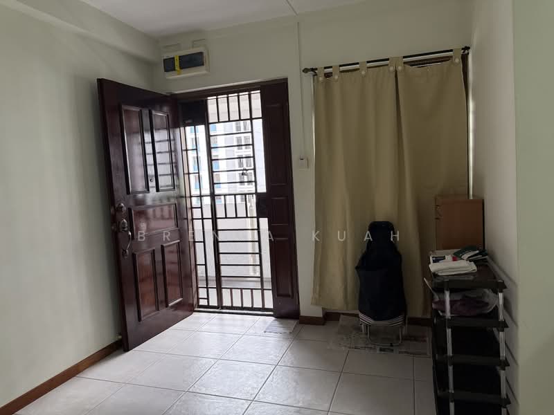 188A Rivervale Drive, 188A Rivervale Drive, 3 Bedrooms, 1,033 sqft, HDB Flat For Rent, by Brenda Kuah, 500138810 - Entrance - PropertyGuru.com.sg