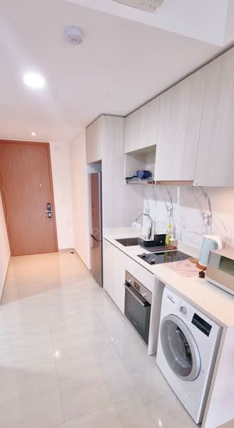 Whistler Grand, 107 West Coast Vale, 1 Bedroom, 506 sqft, Condominium For Rent, by Darren Ong, 500138826 - Kitchen - PropertyGuru.com.sg