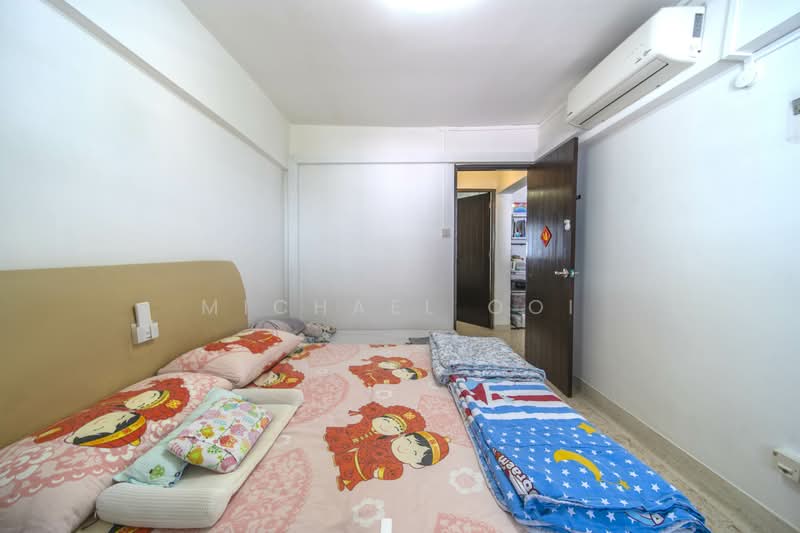 608 Clementi West Street 1, 608 Clementi West Street 1, 2 Bedrooms, 721 sqft, HDB Flat For Sale, by Michael Ooi, 500138830 - Bedroom - PropertyGuru.com.sg