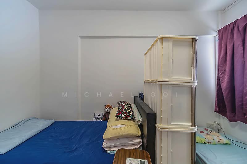 608 Clementi West Street 1, 608 Clementi West Street 1, 2 Bedrooms, 721 sqft, HDB Flat For Sale, by Michael Ooi, 500138830 - Bedroom - PropertyGuru.com.sg