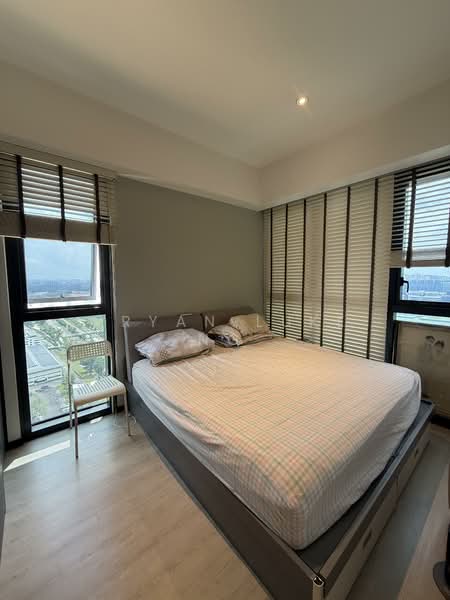 Parc Riviera, 101 West Coast Vale, 4 Bedrooms, 1,152 sqft, Condominium For Rent, by Bryan Luke Ng, 500138832 - Master Bedroom - PropertyGuru.com.sg