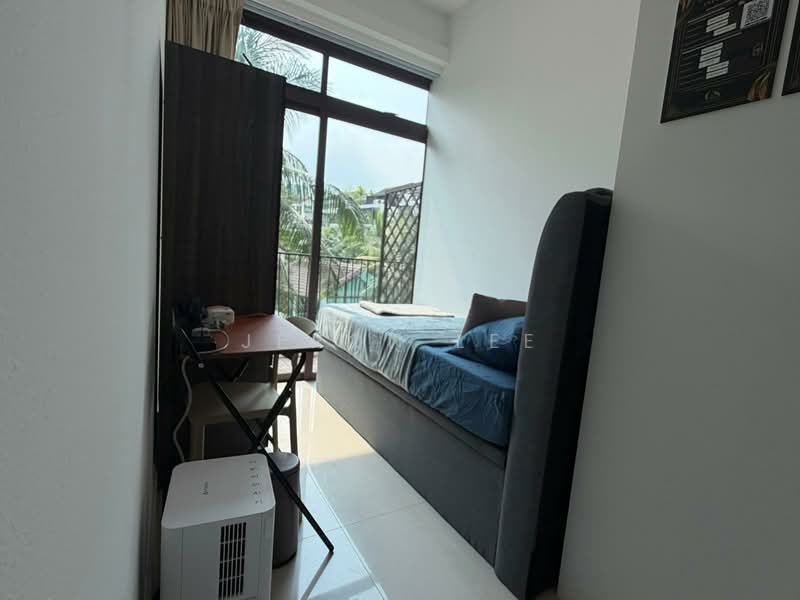 Varsity Park Condominium, 38 West Coast Road, Room Rental, 165 sqft, Condominium For Rent, by Jeron Lee, 500138845 - Bedroom - PropertyGuru.com.sg